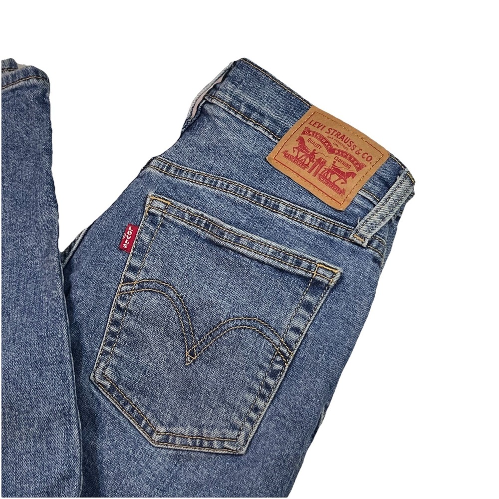 Levis Jeans‎ Women 27x28 Blue Wedgie Straight Button Fly High Rise Pants